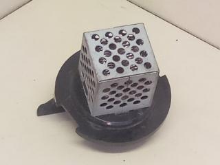 сопротивление печки Suzuki Alto 5 поколение 2003, 1.1 л., i, F10D, бензин, МКПП, белый, хетчбэк 5 дв., передний привод