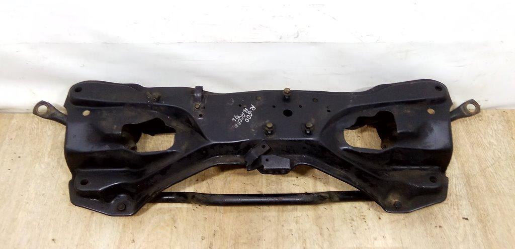 балка подвески передняя (подрамник) Rover 600 Series 1 поколение 1997 - фото №1