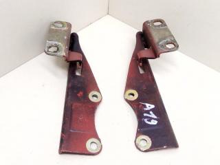 петля капота Nissan Primera P11 2000