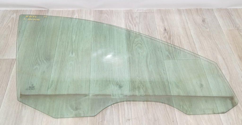 стекло двери передней правой Peugeot 607 1 поколение 2002, 2.2 л., 4HX (DW12TED4/FAP), дизель, МКПП, седан, передний привод, 9202E8, 9202E7 - фото №1