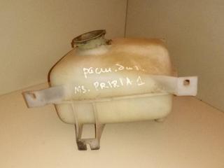 бачок расширительный Nissan Prairie M11 1990