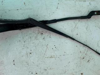 щеткодержатель (поводок стеклоочистителя, дворник) Kia Ceed 1 поколение 2008