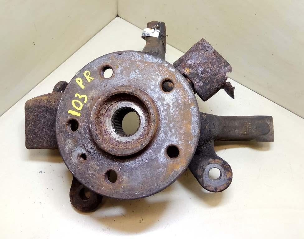 ступица передняя правая Mercedes-Benz Vito W638 2000, 2.2 л., дизель, МКПП, микроавтобус - фото №1