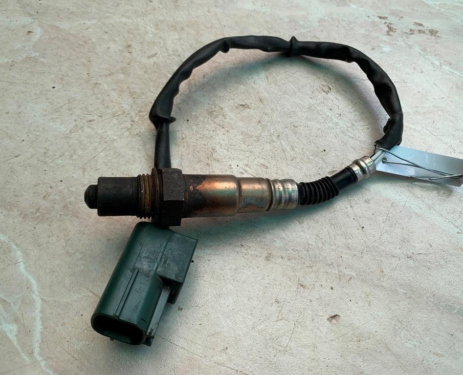 лямбда-зонд Nissan Almera N16 2003, 1.5 л., 258006462 - фото №1