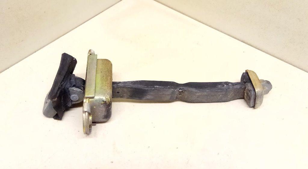 ограничитель открывания двери Mitsubishi Space Star 1 поколение 2001, серый - фото №1