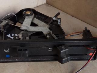 блок управления печки / климат-контроля Volkswagen Passat B2 1986, 1.6 л., karb., DT, бензин, 4МКПП, красный, универсал, передний привод