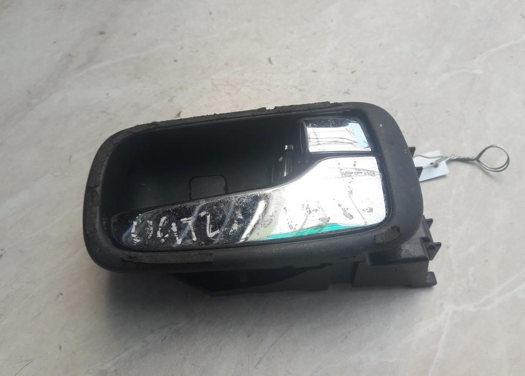 ручка внутренняя передняя правая Mitsubishi Outlander 1 поколение 2002 - фото №1