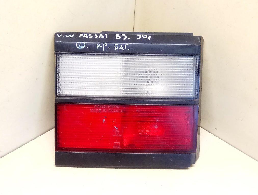 фонарь крышки багажника левый Volkswagen Passat B3 1990 - фото №1