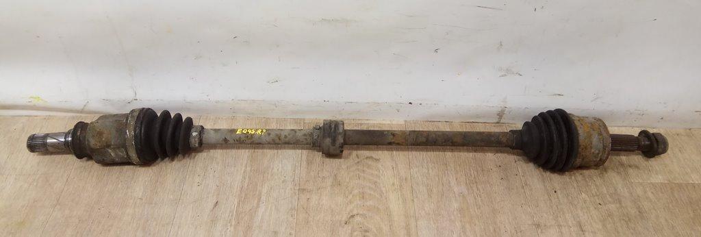 полуось передняя правая (приводной вал, ШРУС) Mitsubishi Colt 6 поколение (Z20/Z30) 2005, 1.1 л., 3A91, бензин, МКПП, красный, хетчбэк 5 дв., передний привод, MR980748 - фото №1