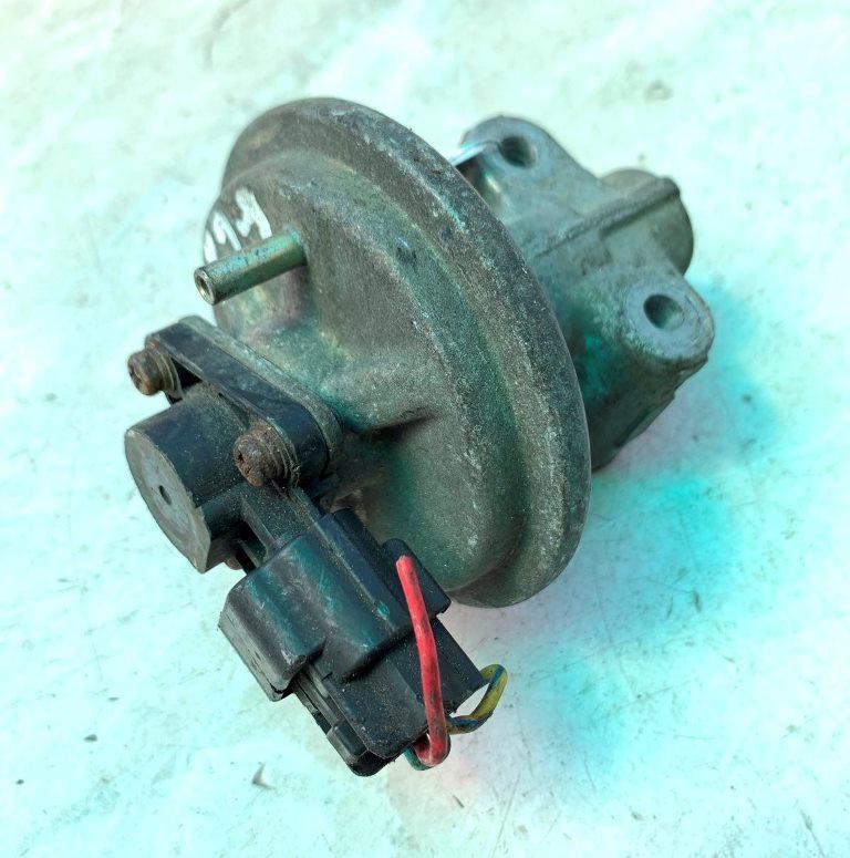 клапан EGR Mazda 626 3 поколение 1992, 1.8 л., i, бензин - фото №1