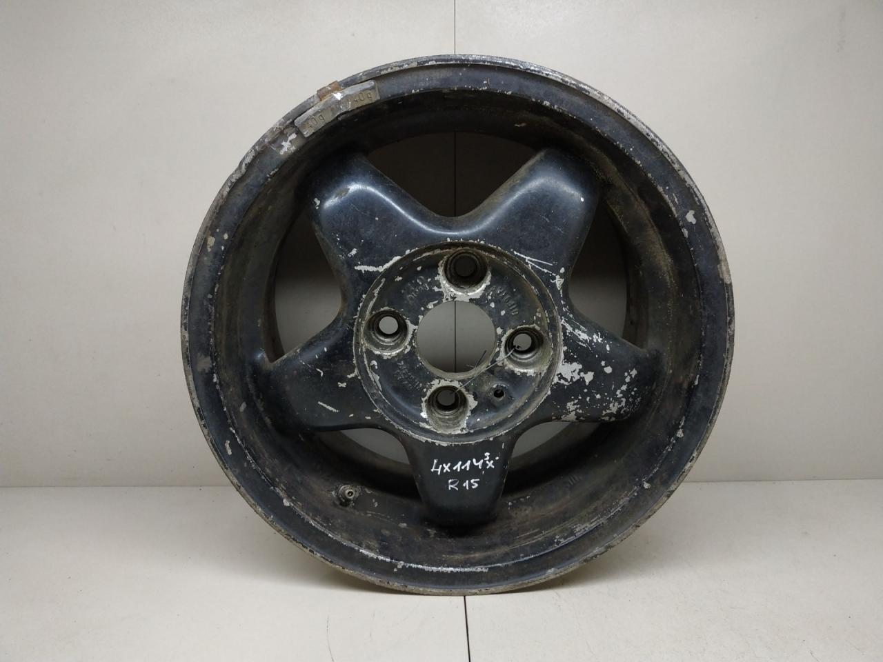 диск литой Mitsubishi Galant 3 поколение (1976 - 1980) - фото №1