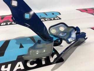 петля капота Tesla Model 3 1 поколение 2018