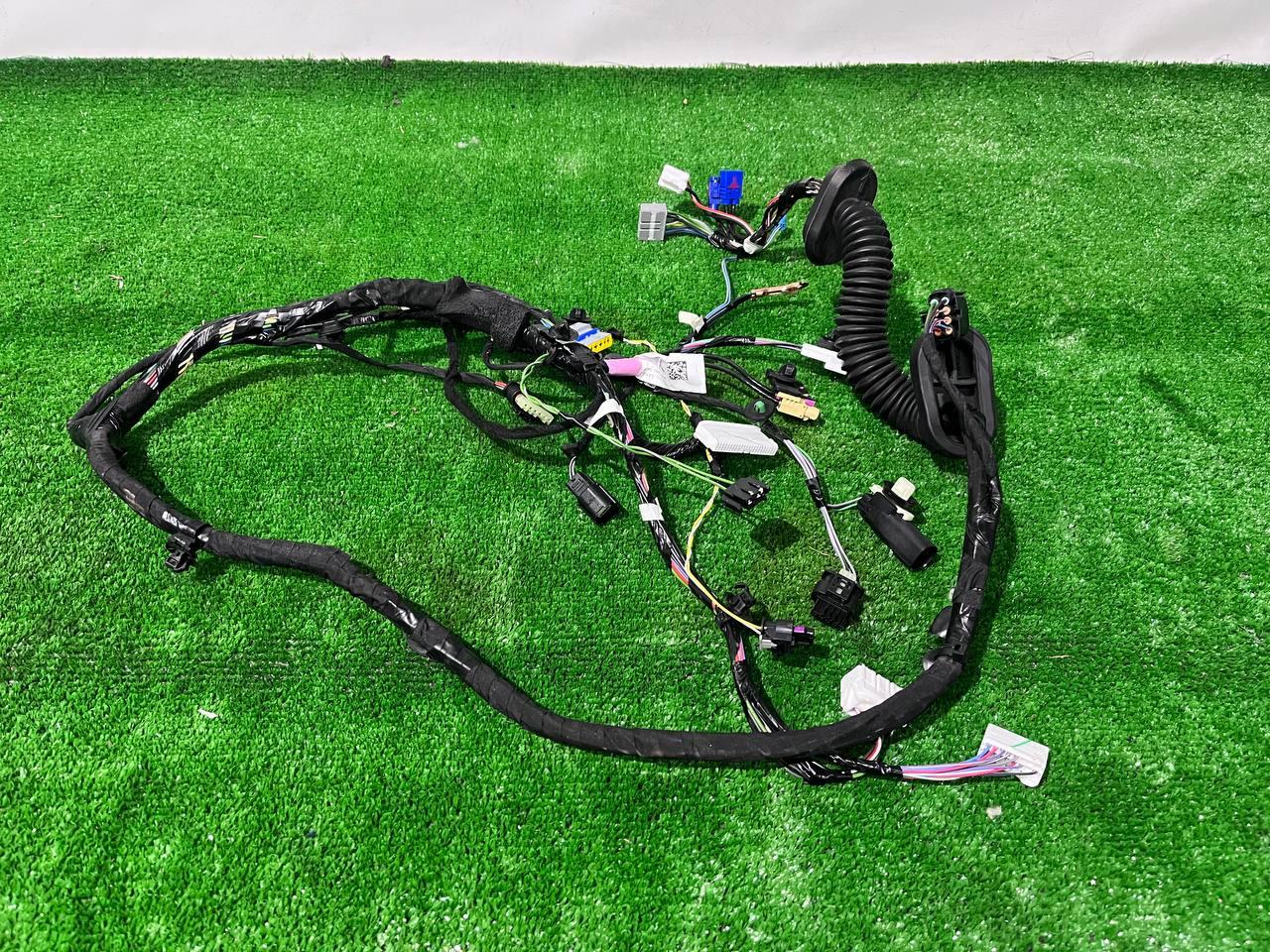 дверная проводка Tesla Model X 1 поколение 2018, электро, хетчбэк 5 дв., P1032440-00-G - фото №1