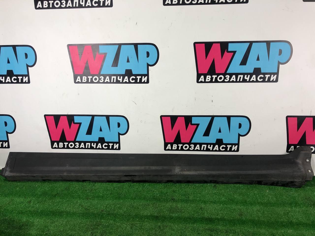 накладка на порог Maserati Levante 1 поколение M161 2019, 3.0 л., дизель, АКПП, внедорожник 5 дв., полный привод, 670040335 - фото №1