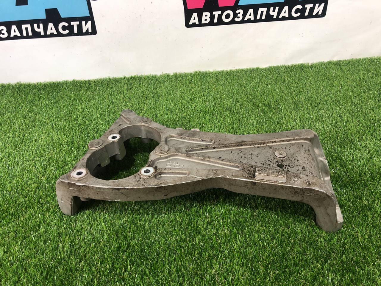 кронштейн КПП Maserati Levante 1 поколение M161 2019, 3.0 л., дизель, АКПП, внедорожник 5 дв., полный привод, 670034898 - фото №1
