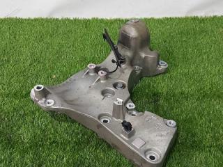 кронштейн двигателя Maserati Levante 1 поколение M161 2019, 3.0 л., дизель, АКПП, внедорожник 5 дв., полный привод