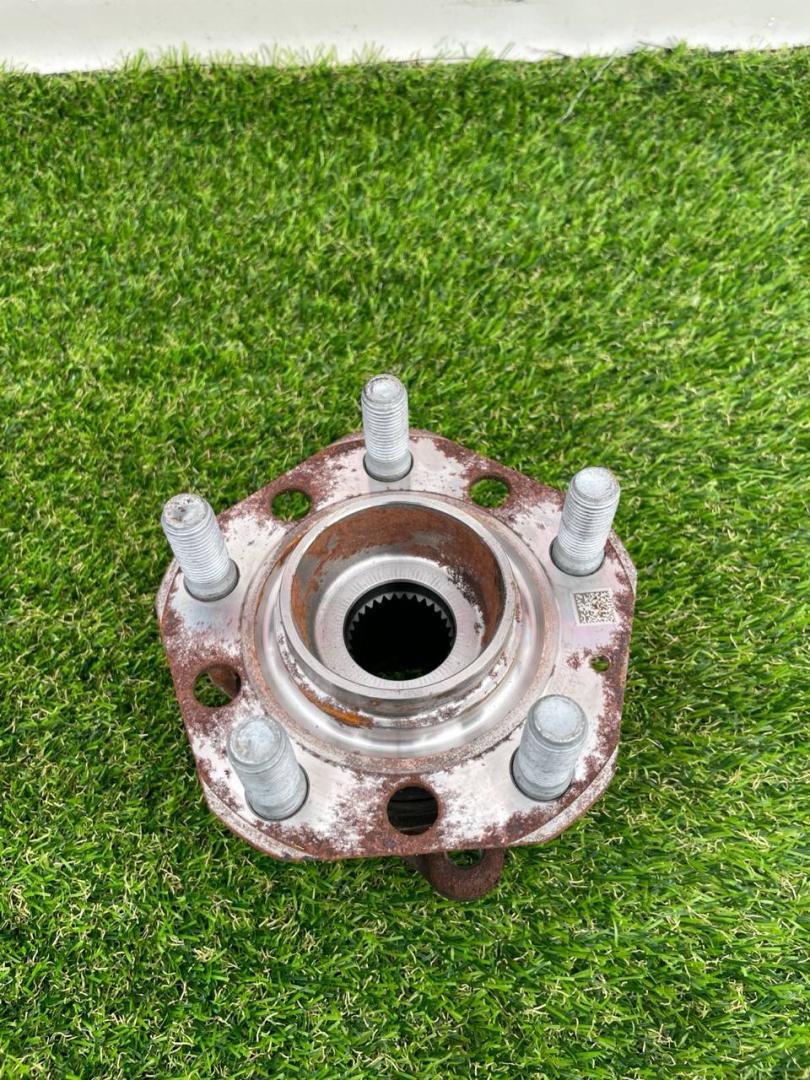 ступица передняя Tesla Model Y 1 поколение 2022, электро, белый, 1044123-00-B - фото №1