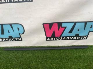 молдинг двери передней левой Tesla Model Y 1 поколение 2022, электро, белый, 1495722-00-B