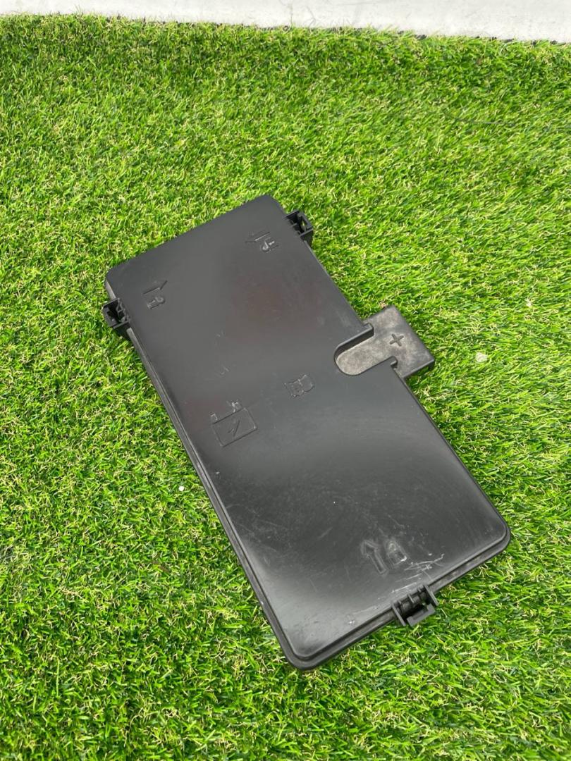 крышка аккумулятора Ford Explorer 6 поколение U625 2020, 2.3 л., бензин, АКПП, внедорожник 5 дв., L1MT-14A003-AB - фото №1