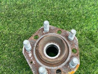 ступица задняя Tesla Model Y 1 поколение 2022, электро, белый