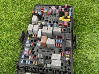 блок предохранителей Jeep Wrangler 4 поколение 2019, 2.0 л., бензин, АКПП, внедорожник 5 дв., полный привод, 68370555AB