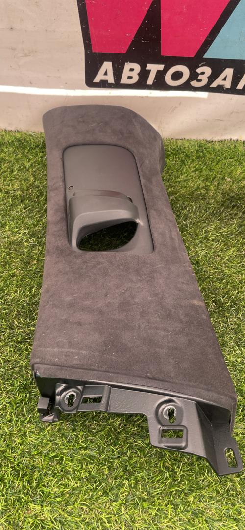 обшивка стойки Tesla Model X 1 поколение 2018, электро, хетчбэк 5 дв., 1050300-00-B - фото №1