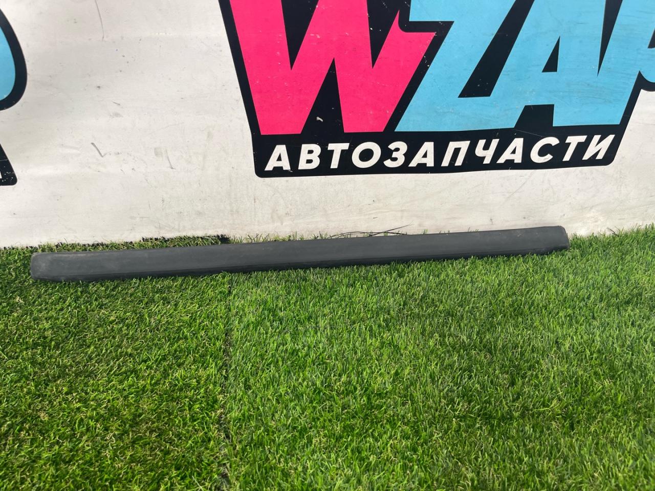 уплотнитель двери Maserati Levante 1 поколение M161 2019, 3.0 л., дизель, АКПП, внедорожник 5 дв., полный привод - фото №1