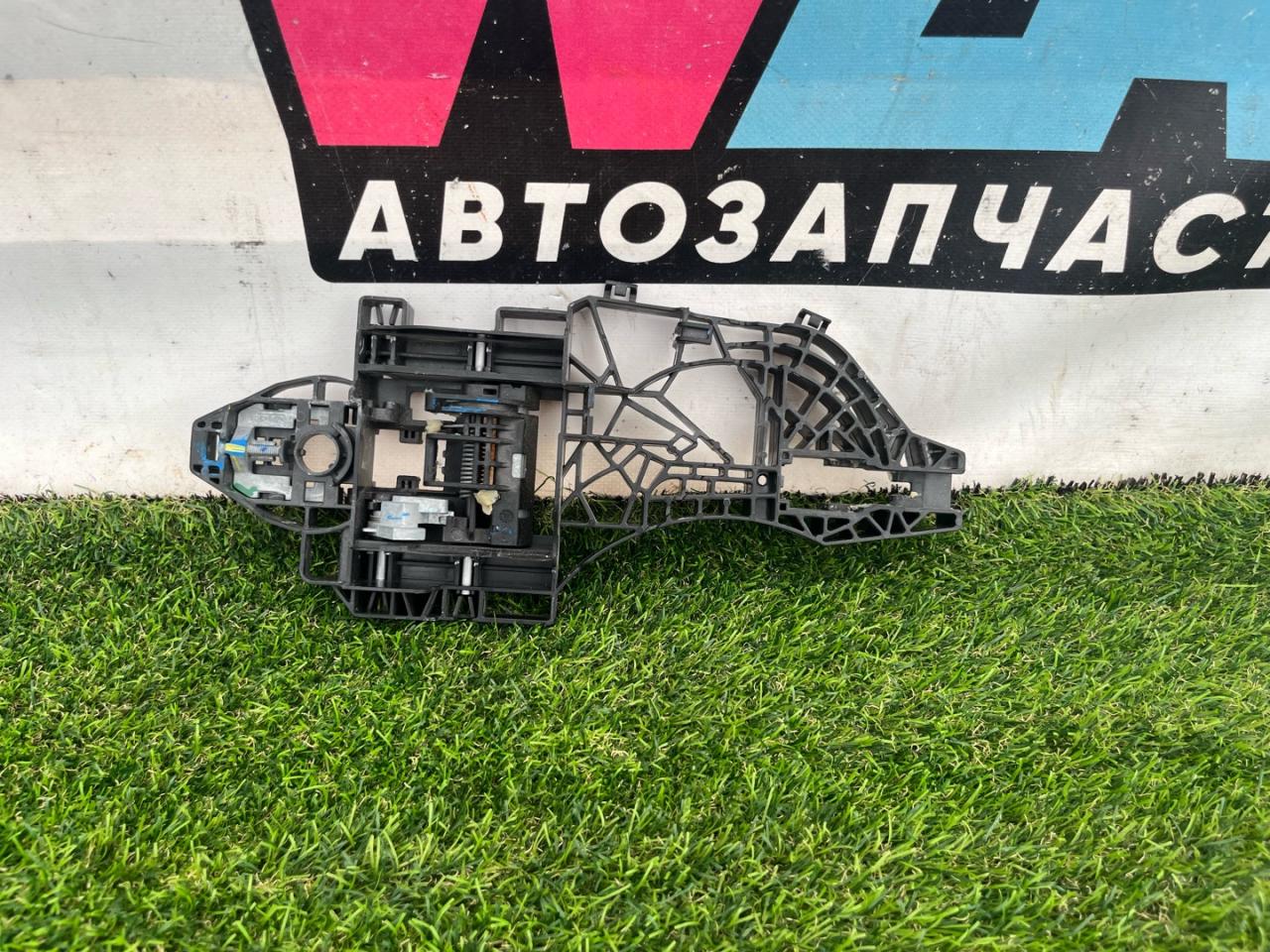 скелет ручки двери передней правой RAM 1500 5 поколение 2019, 5.7 л., бензин, АКПП, пикап, полный привод, P68302784AC - фото №1