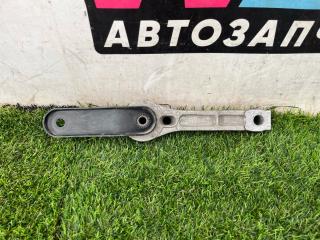 кронштейн КПП Volkswagen Jetta 6 поколение 2014, 1.4 л., бензин, МКПП, седан, передний привод, 1K0199855BE