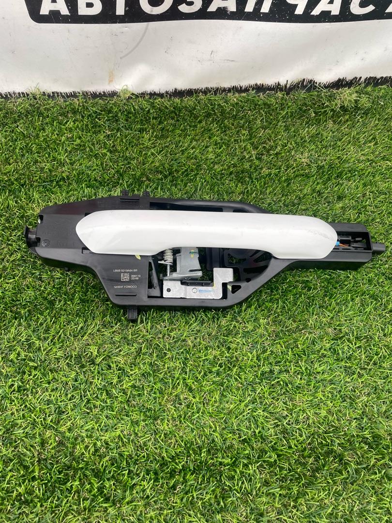 ручка наружная Ford Explorer 6 поколение U625 2021, 2.3 л., бензин, АКПП, внедорожник 5 дв., задний привод, LB5B-S219A64-BR - фото №1