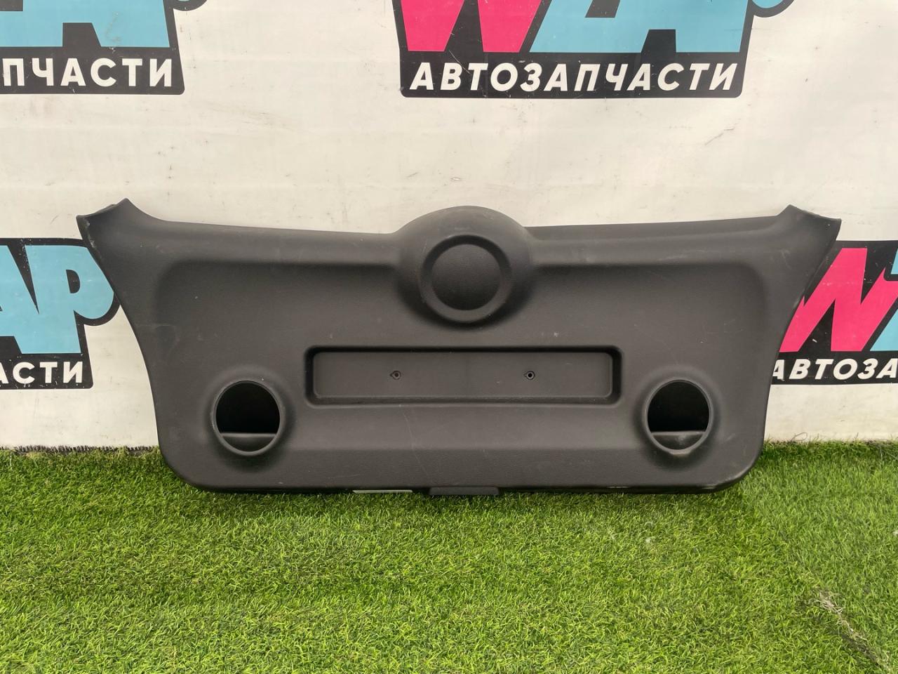 обшивка крышки багажника Mini Cooper S 3 поколение 2018, 2.0 л., бензин, 6МКПП, хетчбэк 3 дв., 7302727-13, 7302727 - фото №1