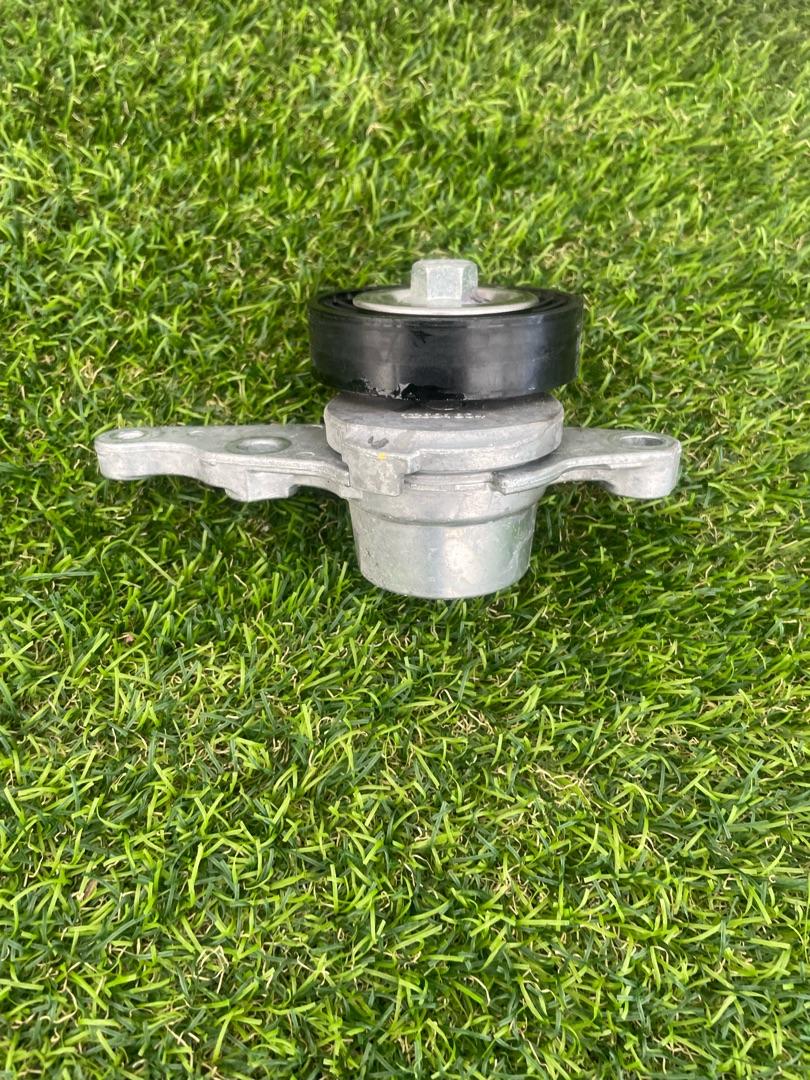 натяжитель Buick Encore GX 1 поколение 2023, 1.2 л., вариатор, внедорожник 5 дв., передний привод, 039415-05 - фото №1