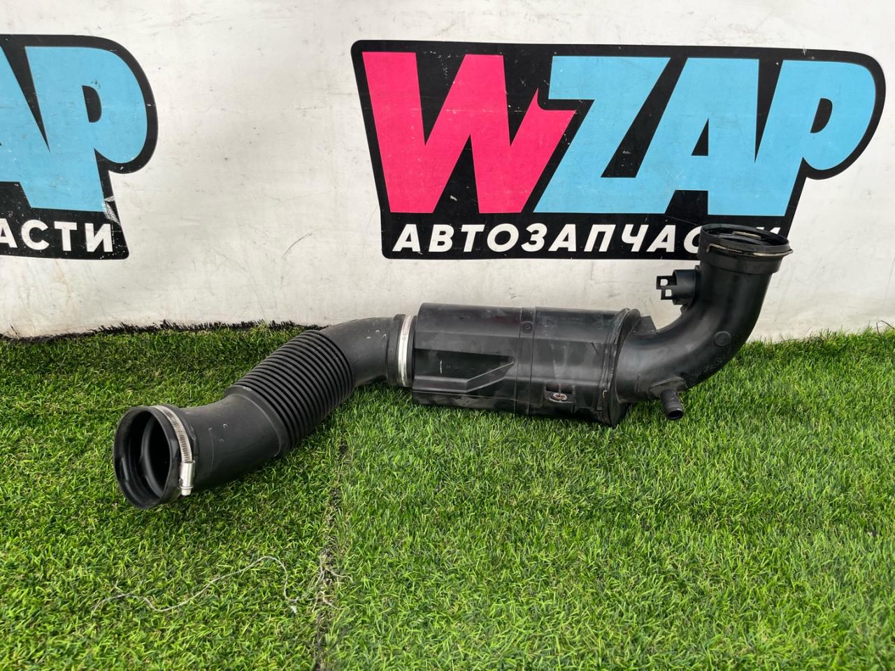 патрубок воздушного фильтра Mini Cooper S 3 поколение 2018, 2.0 л., бензин, 6МКПП, хетчбэк 3 дв., 7619268, 13717619268 - фото №1