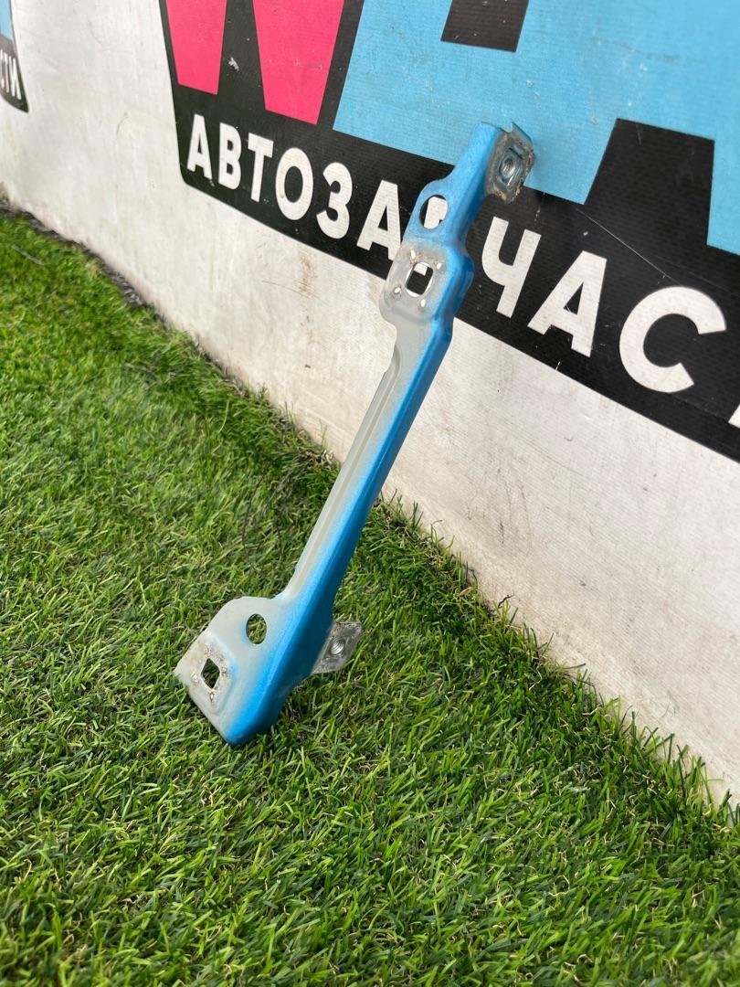 крепление ( кронштейн ) крыла Mini Cooper S 3 поколение 2018, 2.0 л., бензин, 6МКПП, хетчбэк 3 дв., 7297244 - фото №1