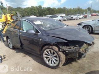 Tesla Model X 1 поколение