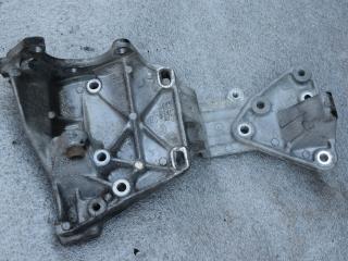 кронштейн гидроусилителя Volvo V70 3 поколение 2008, 2.4 л., D5, D 5244 T5, дизель, АКПП, универсал, передний привод, 30731516