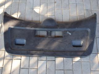 обшивка крышки багажника Toyota Corolla Verso 2 поколение AR10 2006, 2.2 л., 2AD-FHV, дизель, МКПП, минивэн, 677650F010