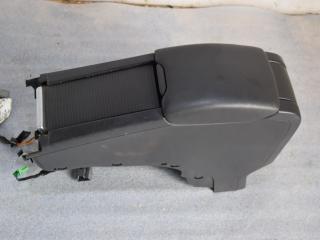 подлокотник Volvo XC60 1 поколение 2011, 2.4 л., дизель, АКПП, универсал, 30791394