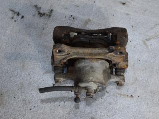 суппорт передний правый Toyota Corolla Verso 1 поколение E121 2004, 2.0 л., 1CD-FTV, дизель, МКПП, минивэн