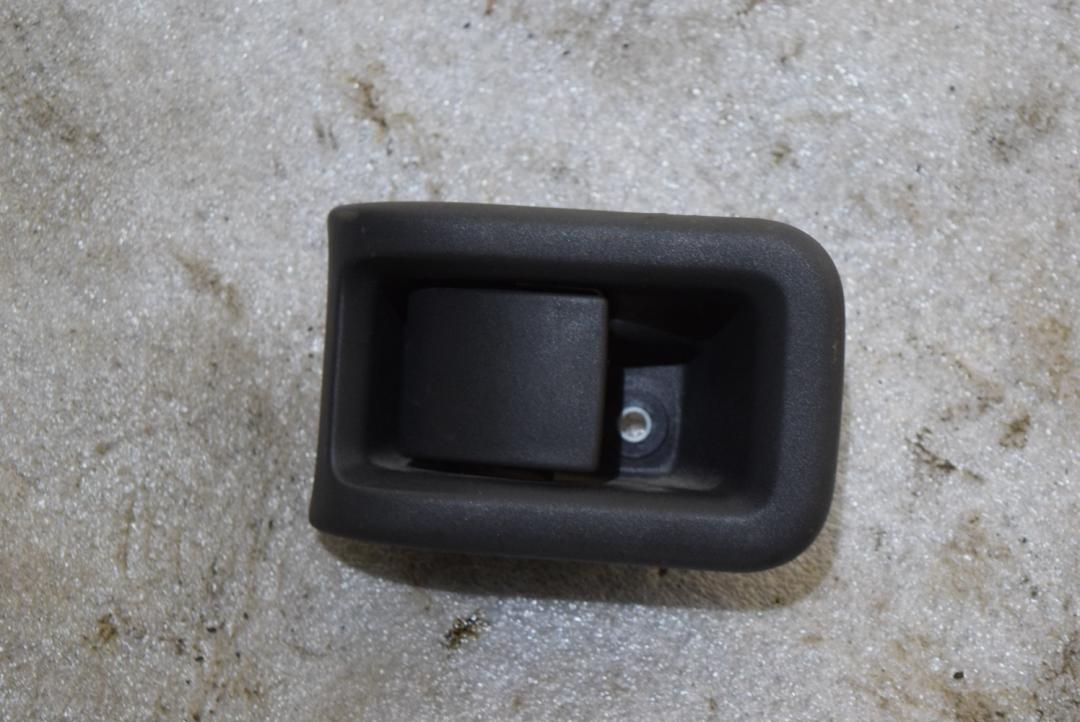 ручка открывания капота Volvo XC60 1 поколение 2010, 3.2 л., бензин, АКПП, черный, универсал, 30779851 - фото №1