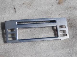 накладка декоративная Volvo XC70 2 поколение 2010, 2.4 л., D5, D 5244 T10, дизель, АКПП, универсал, полный привод, 1303415