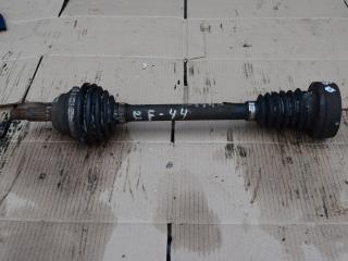 полуось передняя левая (приводной вал, ШРУС) Volkswagen Polo 3 поколение 1999, 1.4 л., бензин