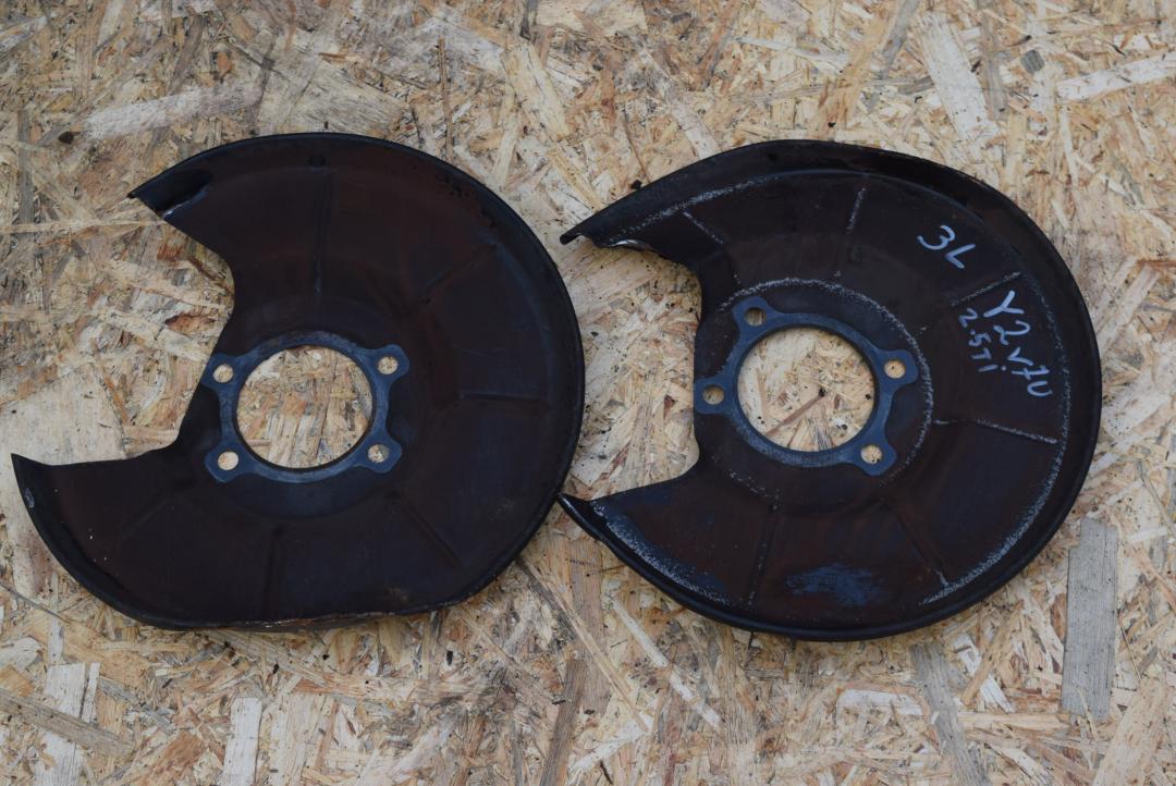 защитный кожух тормозного механизма Volvo V70 3 поколение 2008, 2.5 л., B 5254 T6, бензин, АКПП, универсал, 6G912K317A - фото №1