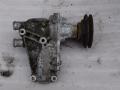 помпа Volkswagen Golf 3 поколение 1995, 1.9 л., дизель, 037121013A - фото №2