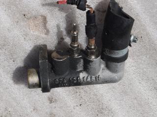 подогреватель охлаждающей жидкости Volvo S80 1 поколение 2000, 2.5 л., D 5252 T, дизель, МКПП, седан, 074121145H