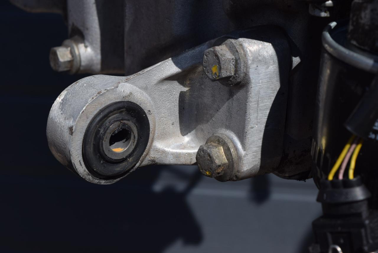 подушка крепления двигателя Rover 200 Series 3 поколение 1999, 2.0 л., 20T2N, дизель, МКПП - фото №1