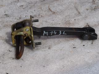 ограничитель открывания двери задней Volvo V70 2 поколение 2004, 2.4 л., D5, D 5244 T, дизель, АКПП, универсал, передний привод, 8650061