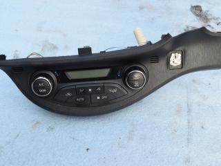 блок управления печки / климат-контроля Toyota Yaris 3 поколение XP130 2014, 1.4 л., D-4D, 1ND-TV, дизель, МКПП, хетчбэк 5 дв., передний привод, правый руль