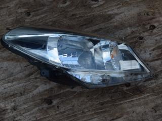 фара правая Toyota Yaris 3 поколение XP130 2014, 1.4 л., D-4D, 1ND-TV, дизель, МКПП, хетчбэк 5 дв., передний привод, правый руль