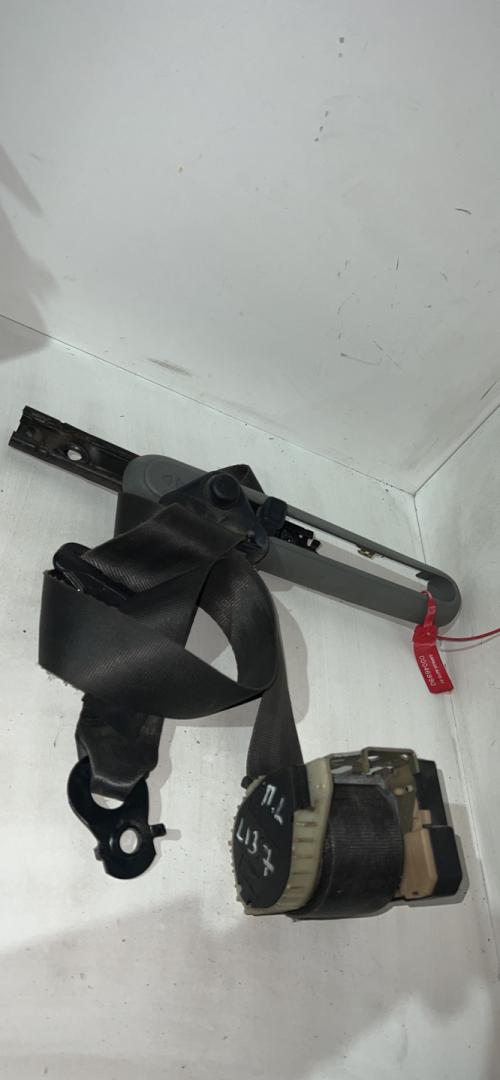 ремень безопасности Renault Kangoo 1 поколение 2002, 1.5 л., K9K 704, дизель, 5МКПП, фургон - фото №1